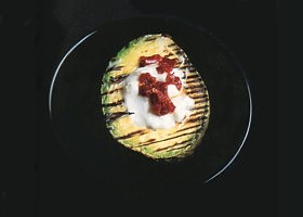 avocats grillés à la mozzarella