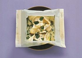 papillote de chèvre, courgette et thym