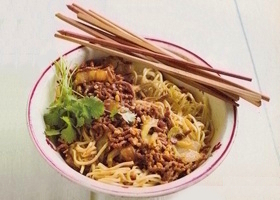 nouilles chinoises à la viande hachée