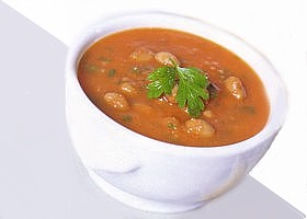 potage à la tomate et aux haricots